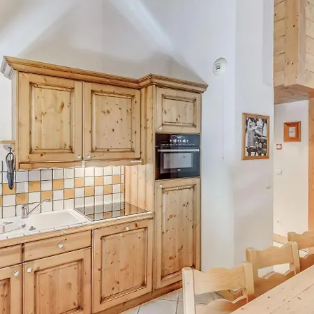 Les Alpages - 3 Pieces Pour 8 Personnes Mae-4274 *