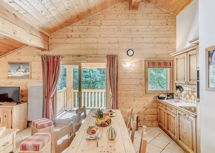 Les Alpages - 3 Pieces Pour 8 Personnes Mae-4274