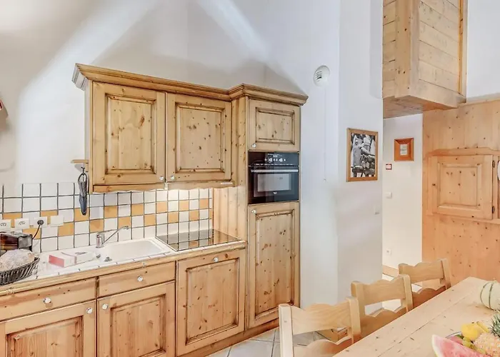 Les Alpages - 3 Pieces Pour 8 Personnes Mae-4274 *